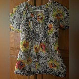 scrub top size xs